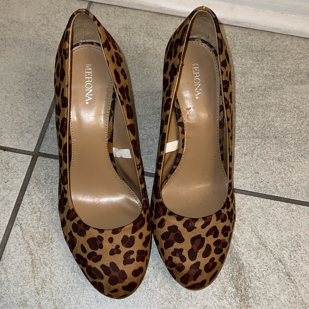 Merona cheeta print heels size W8